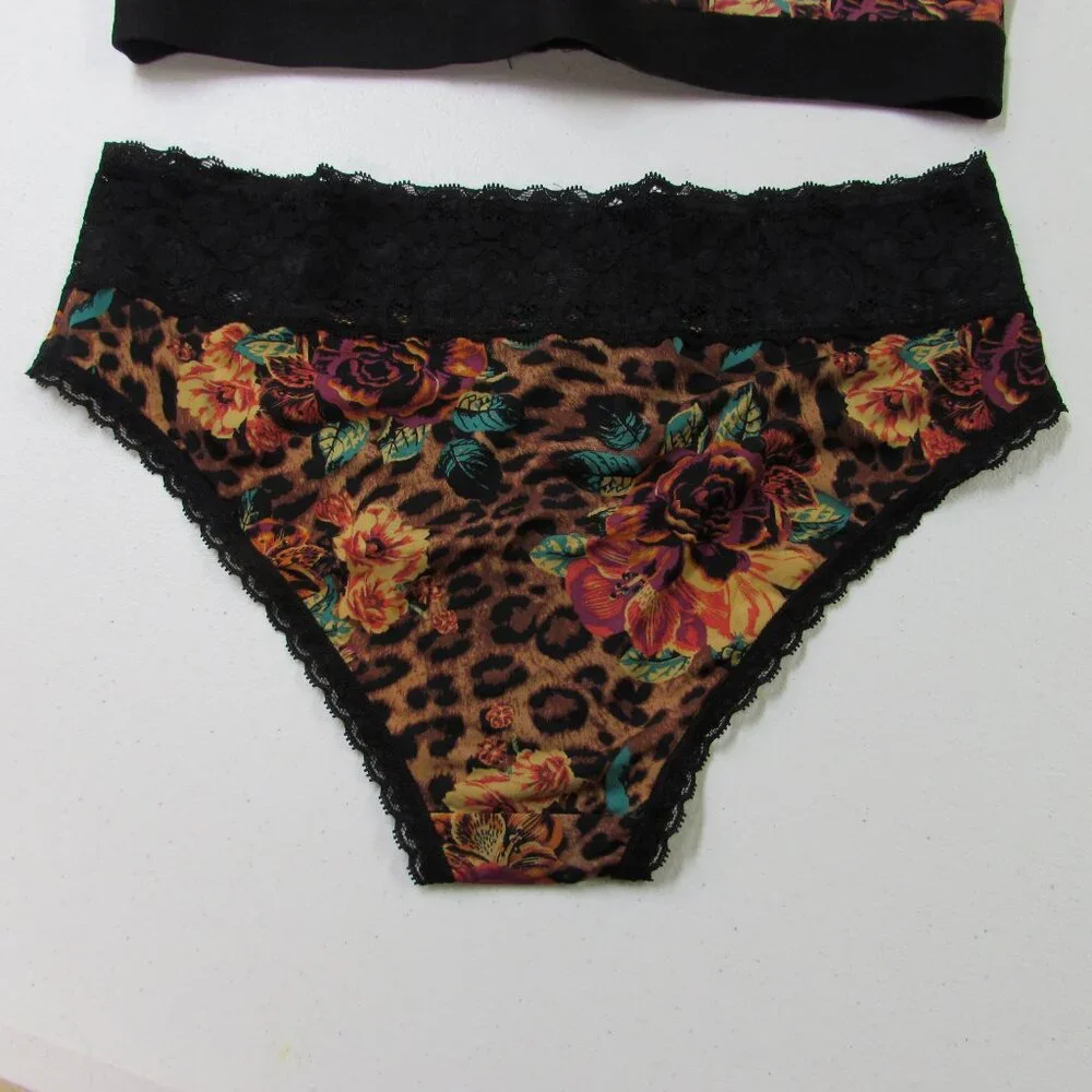Torrid Curve Buxy Bralette Floral Leopard 36DD NWOT
